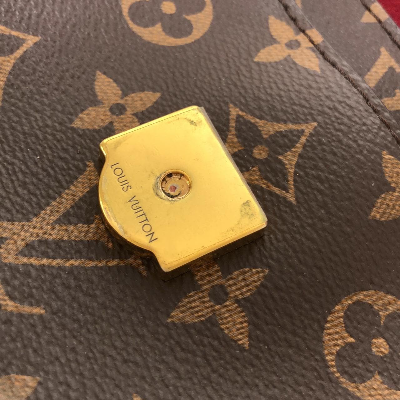 LOUIS VUITTON M45592 肩背包 Monogram 4