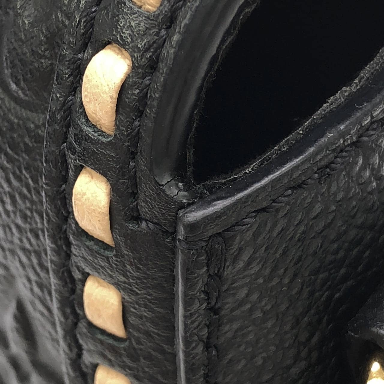 LOUIS VUITTON M43143 肩背包 Monogram 5