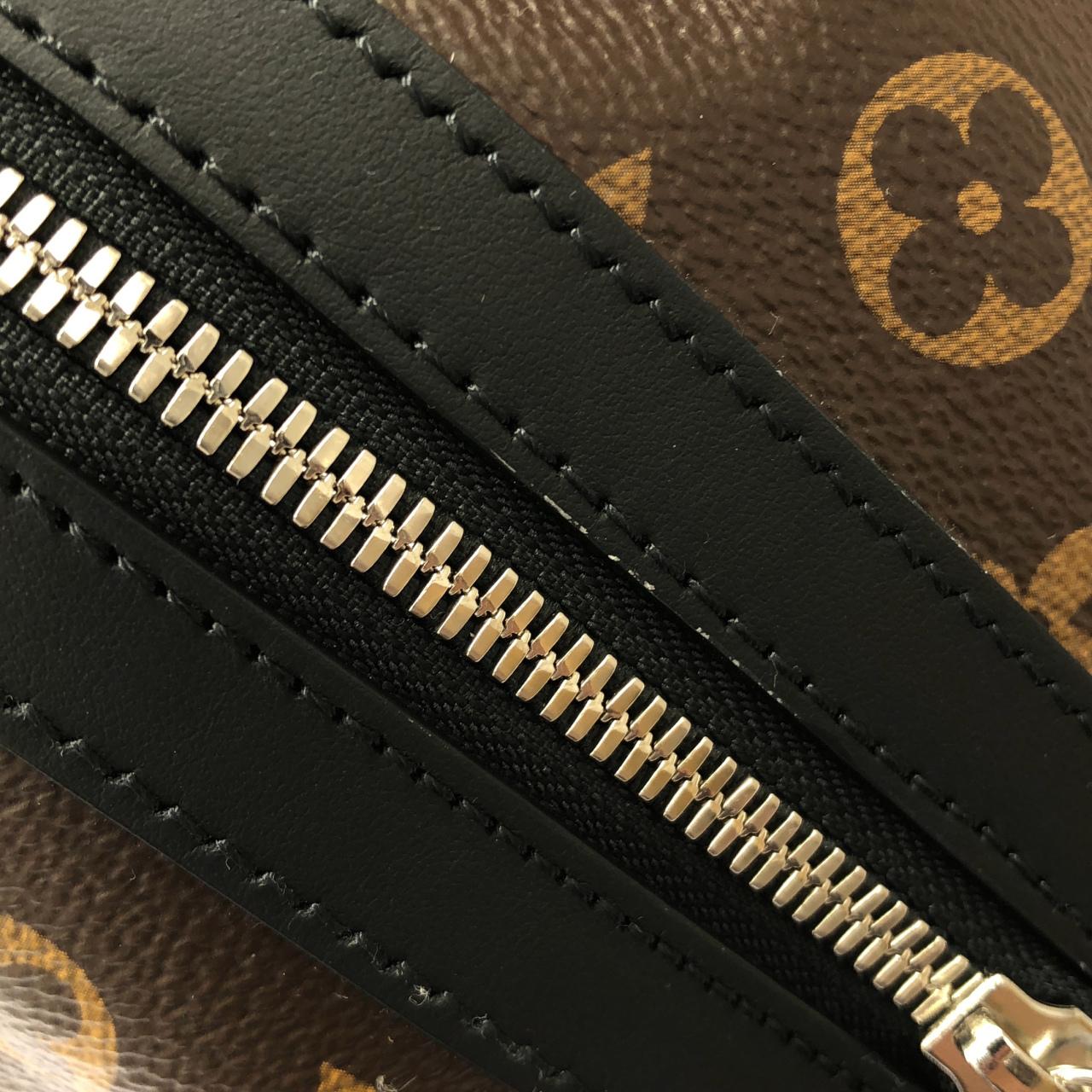 LOUIS VUITTON Discovery M46684 Backpack Monogram 4