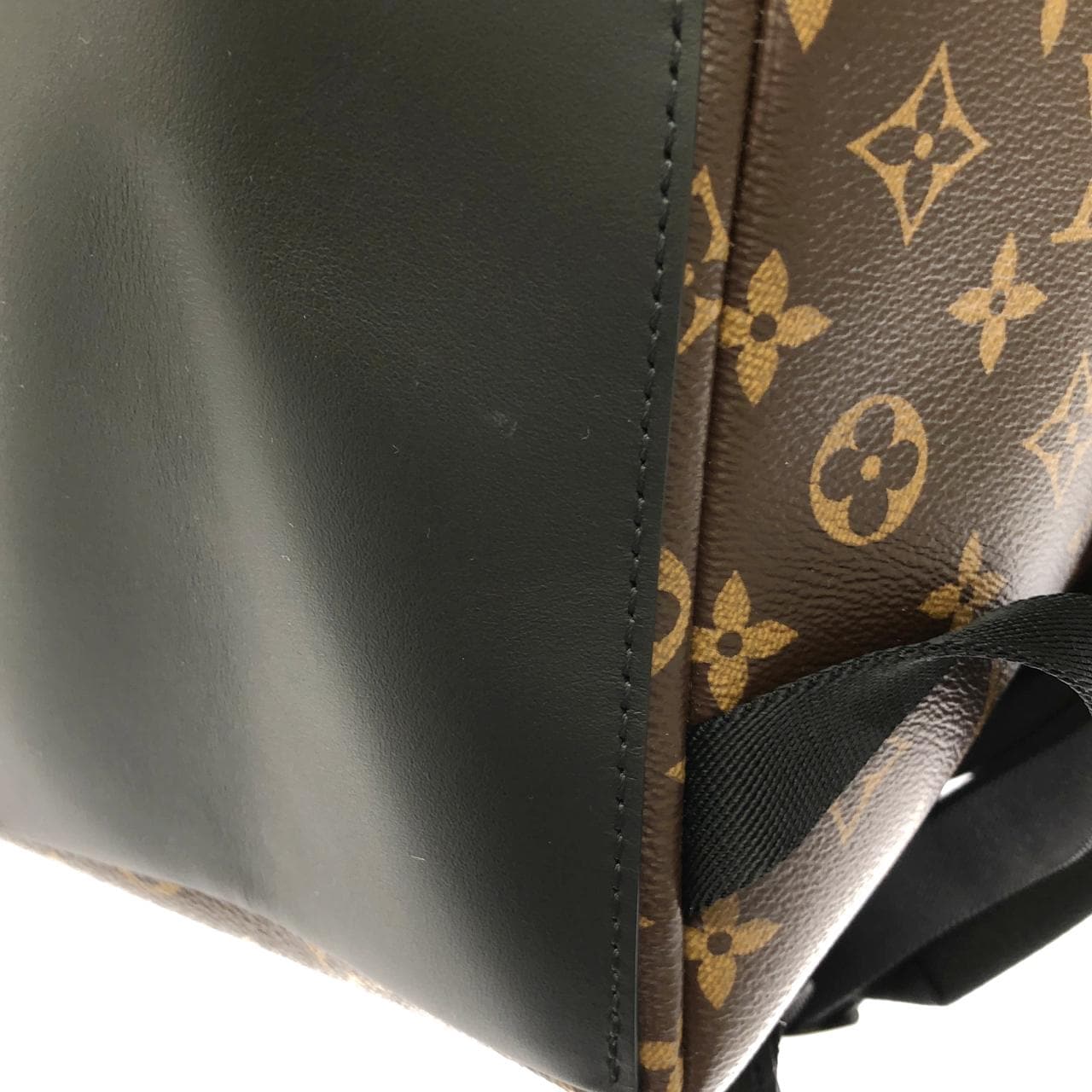 LOUIS VUITTON Discovery M46684 Backpack Monogram 5
