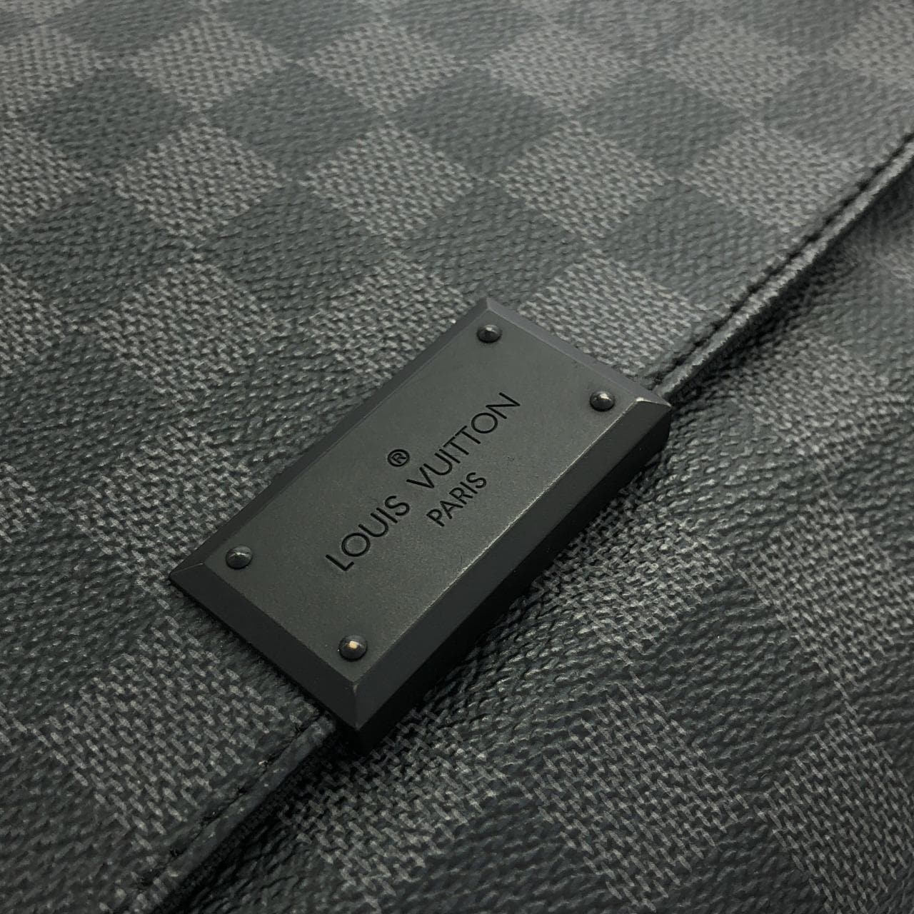 LOUIS VUITTON District N41260 肩背包 Damier 4