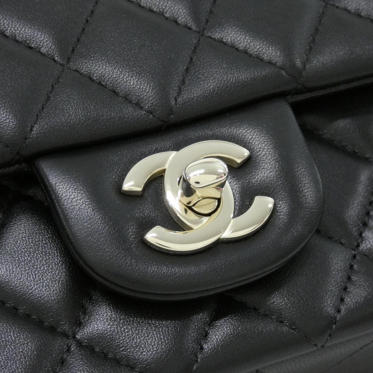CHANEL Boy Chanel 69900 Shoulder Lambskin 4