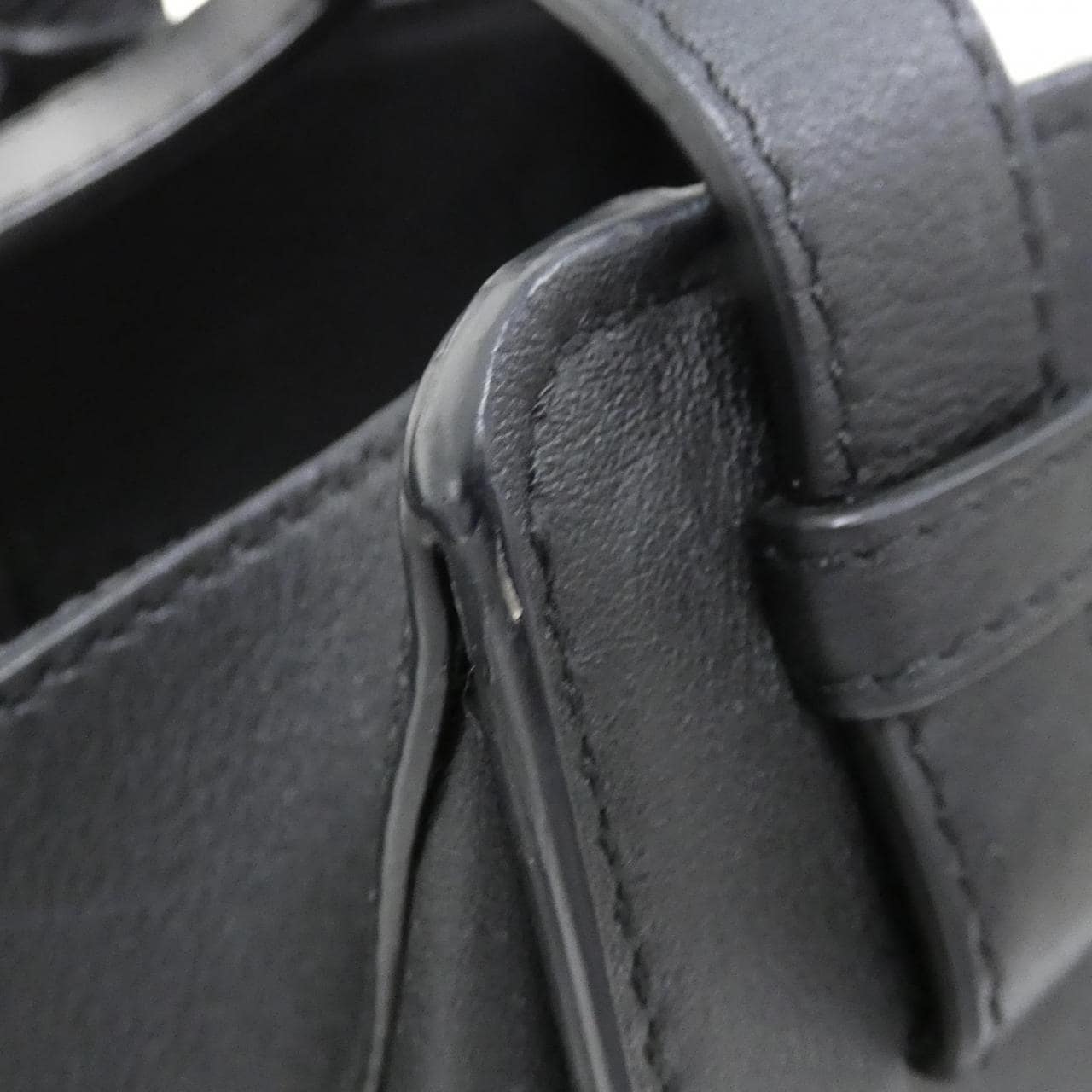 LOEWE Hammock 387 30 S35 肩背包 4