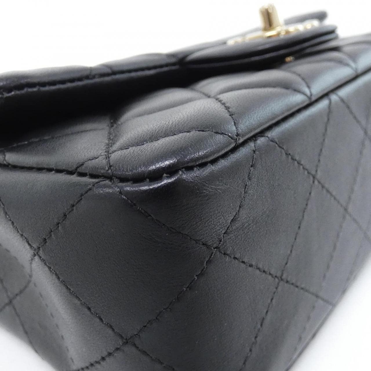 CHANEL Boy Chanel 69900 Shoulder Lambskin 3