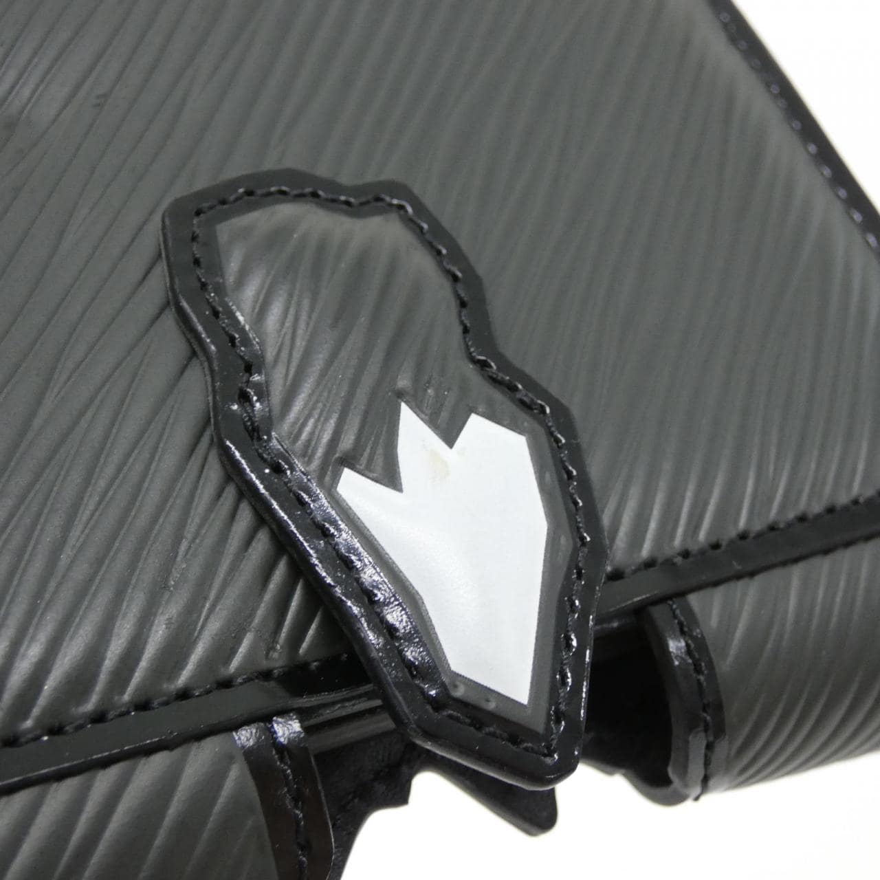 LOUIS VUITTON M63898 Card Holder Lambskin 3