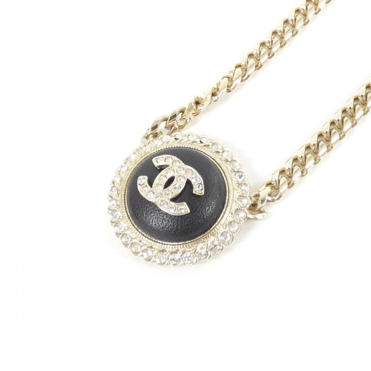 CHANEL Accessories 3