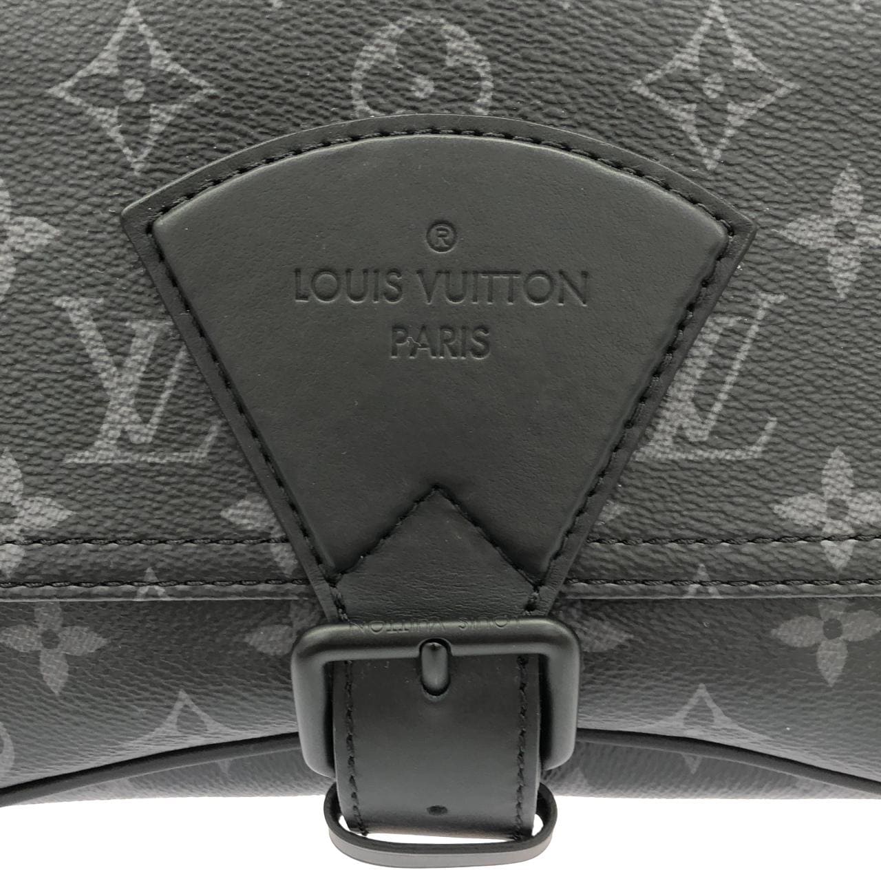 LOUIS VUITTON Eclipse M46685 Shoulder Monogram 5