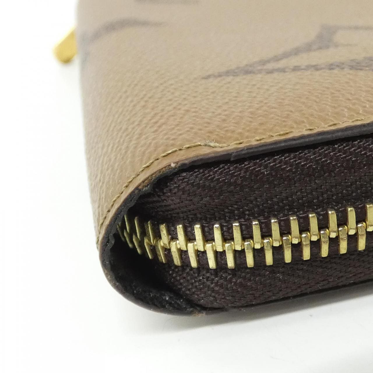 LOUIS VUITTON M69353 Wallet Monogram 5