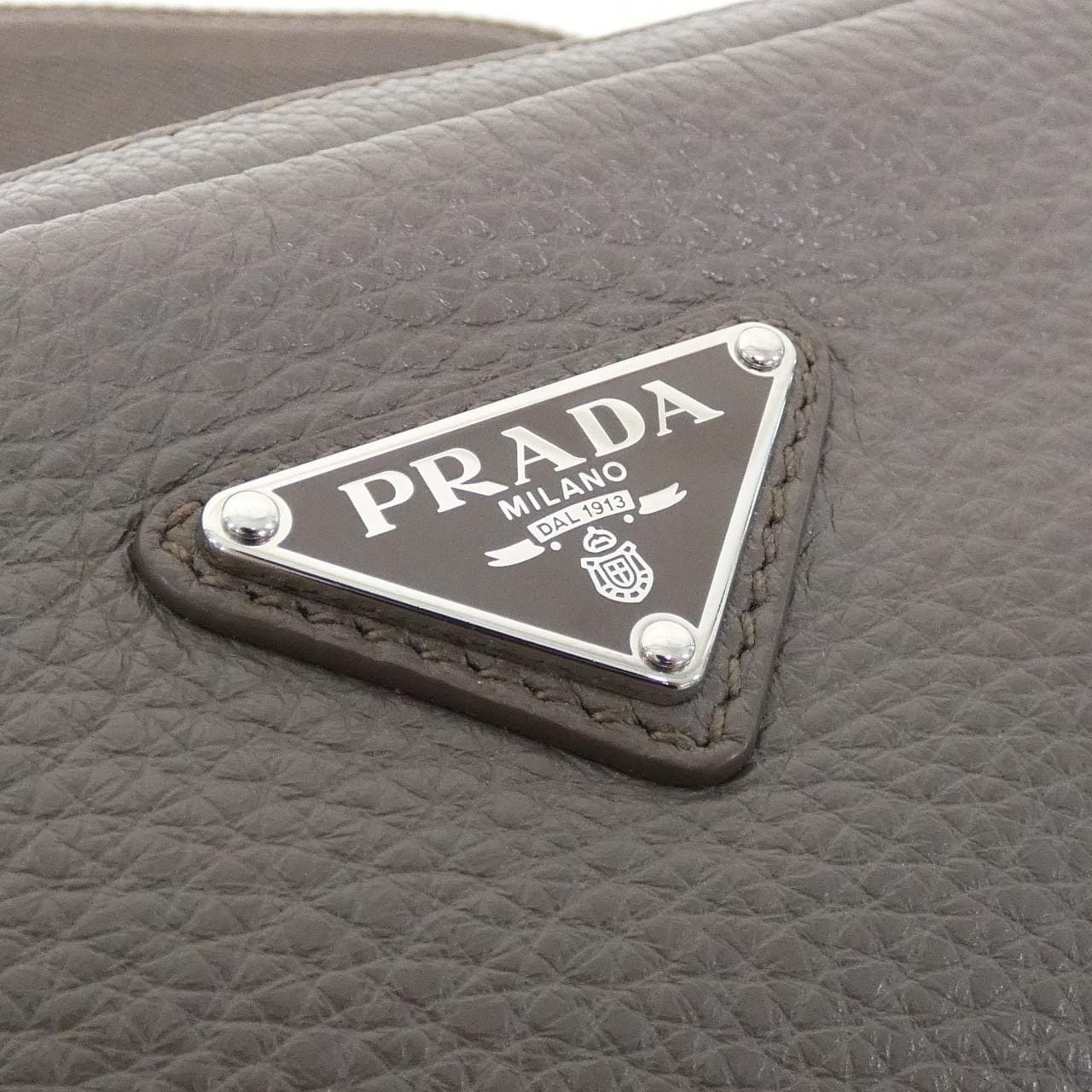 PRADA 2VH184 肩背包 4