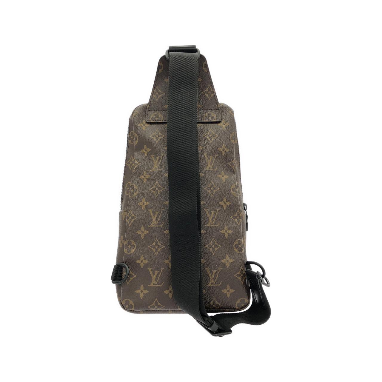 LOUIS VUITTON Avenue M45897 Shoulder Monogram 2
