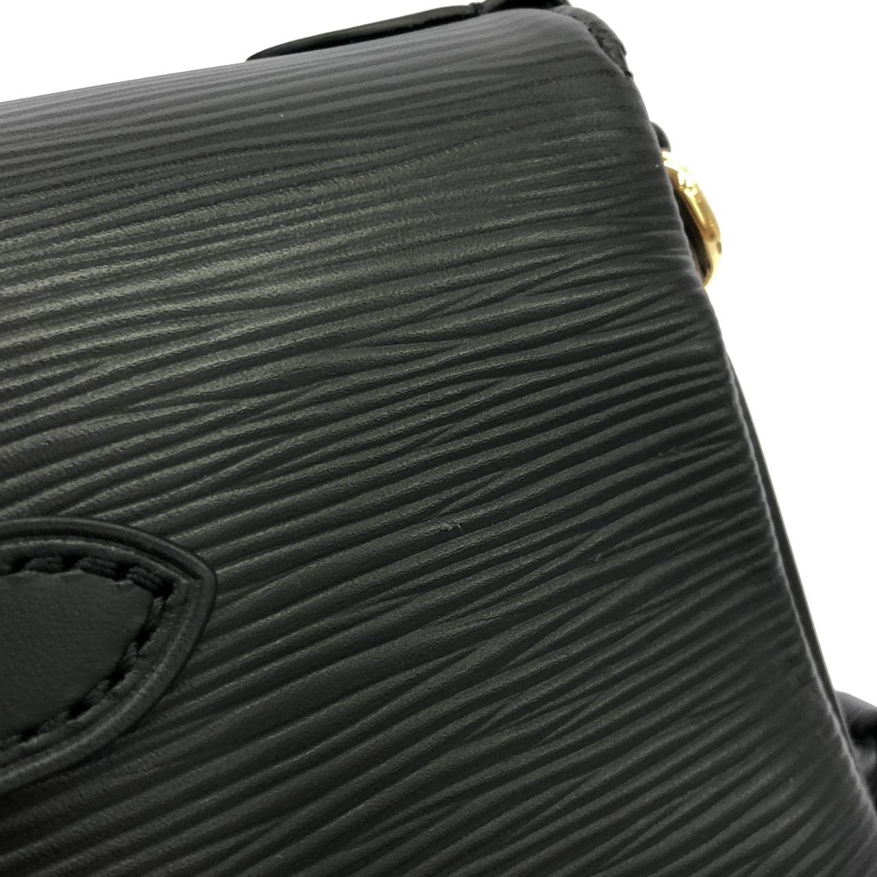 LOUIS VUITTON Saumur M23469 肩背包 Epi 4