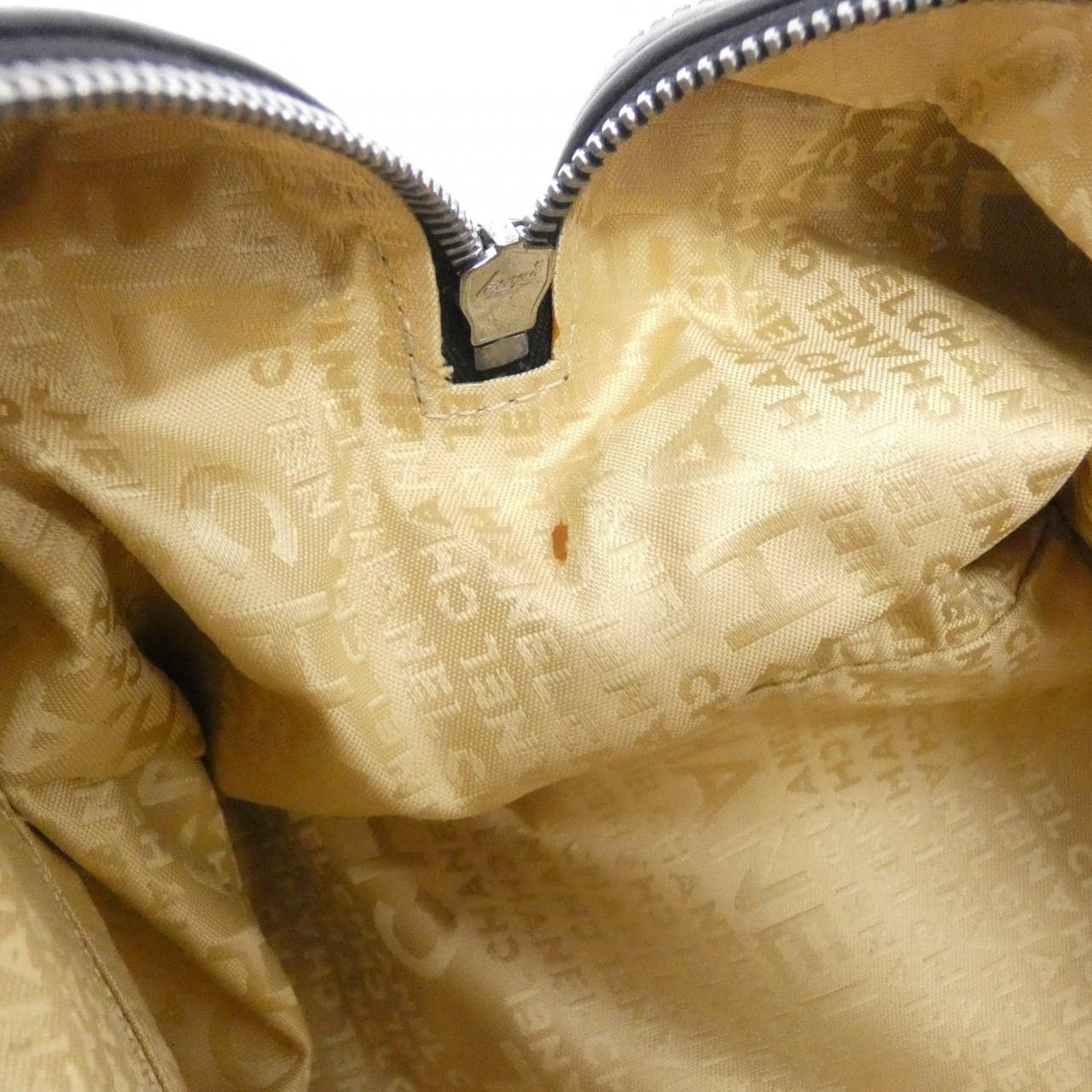 CHANEL 23384 Handbag 8