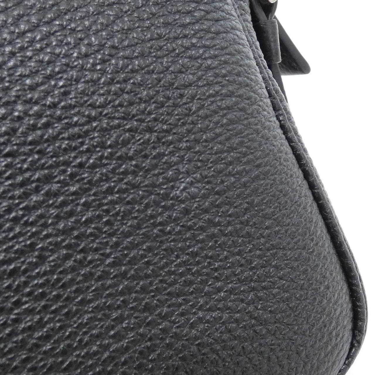PRADA 2VH189 肩背包 4