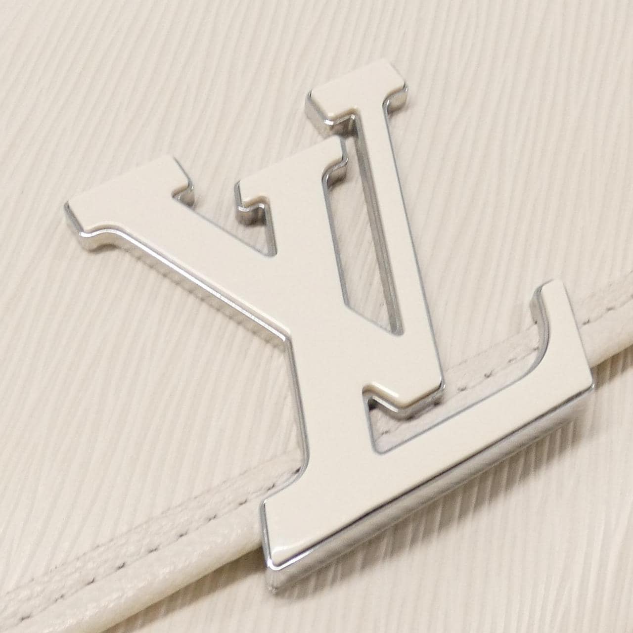 LOUIS VUITTON M59457 Shoulder Epi 5