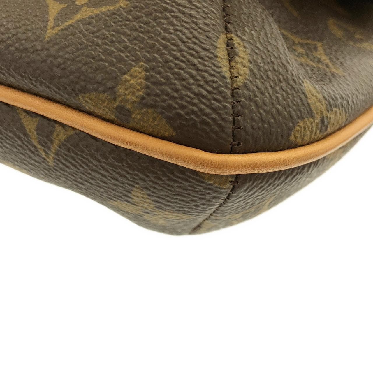 LOUIS VUITTON Musette M51388 Shoulder Monogram 4