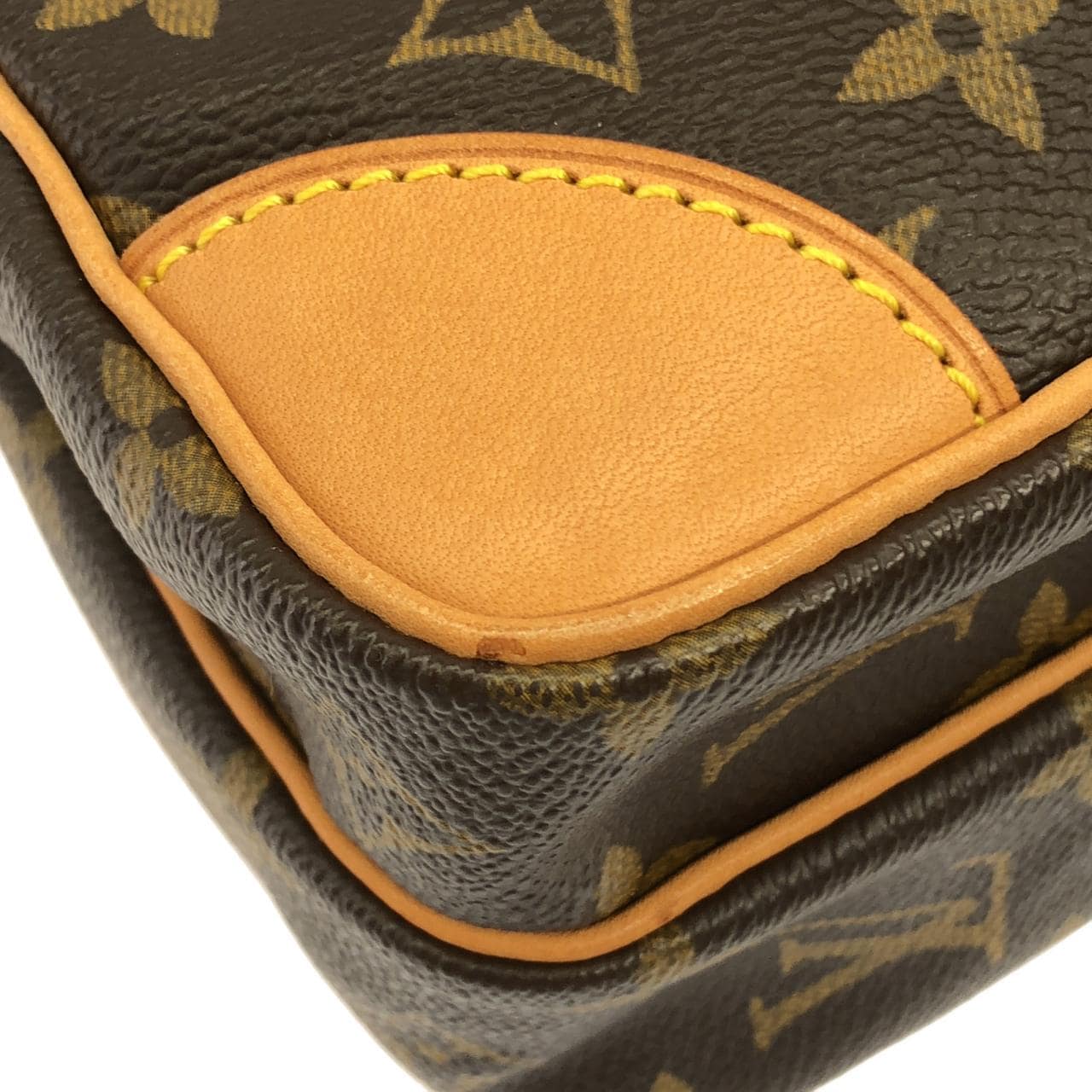 LOUIS VUITTON M45236 肩背包 Monogram 4