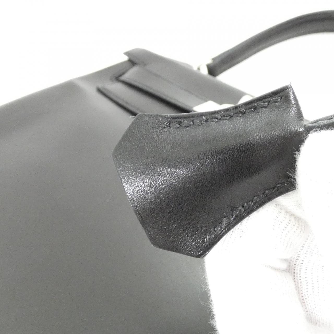 HERMES Kelly Handbag 5