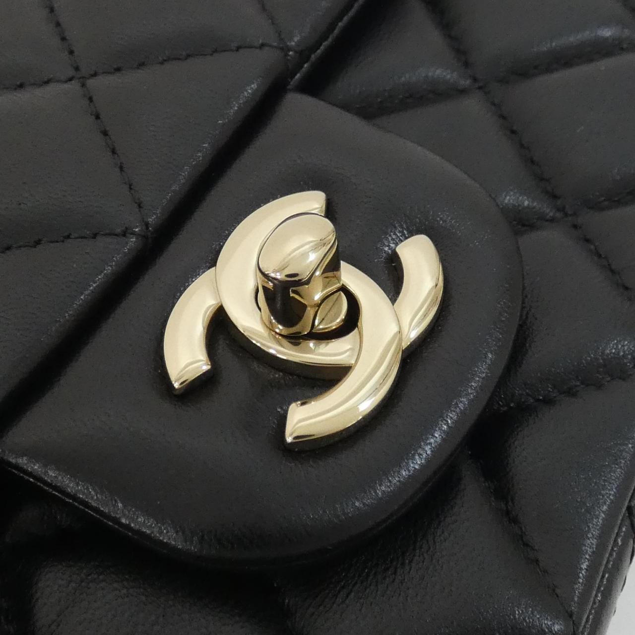 CHANEL Boy Chanel 69900 Shoulder Lambskin 4