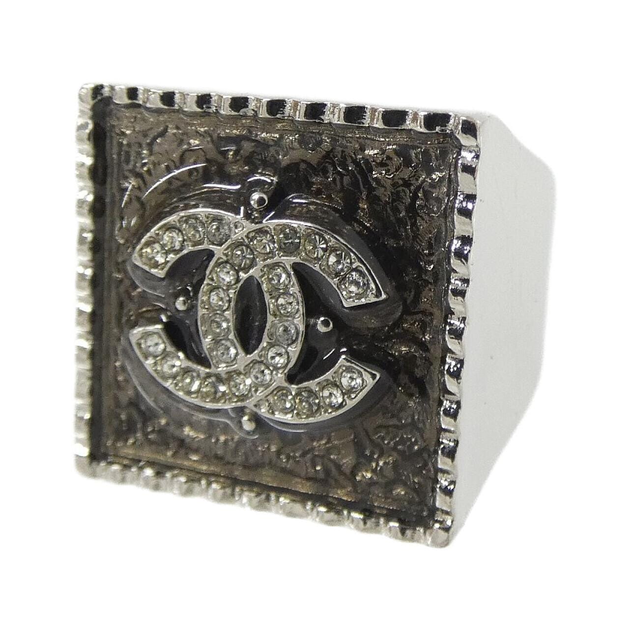 CHANEL Accessories