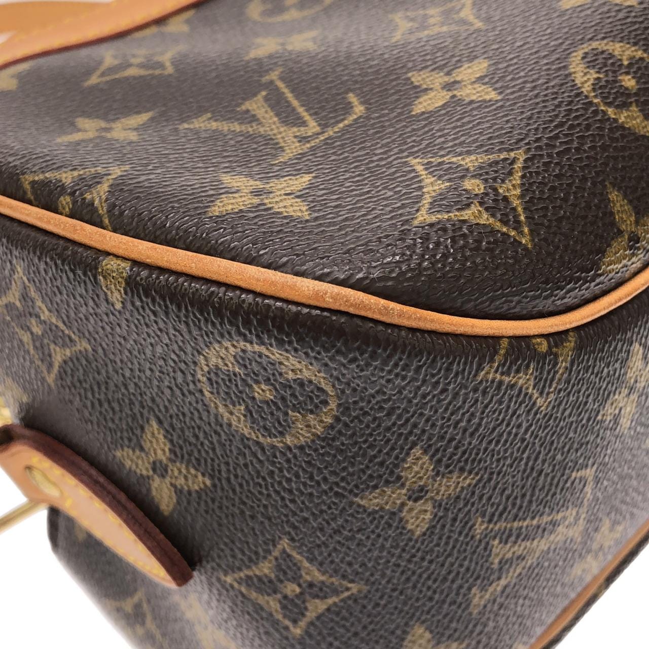 LOUIS VUITTON Blois M51221 Shoulder Monogram 3