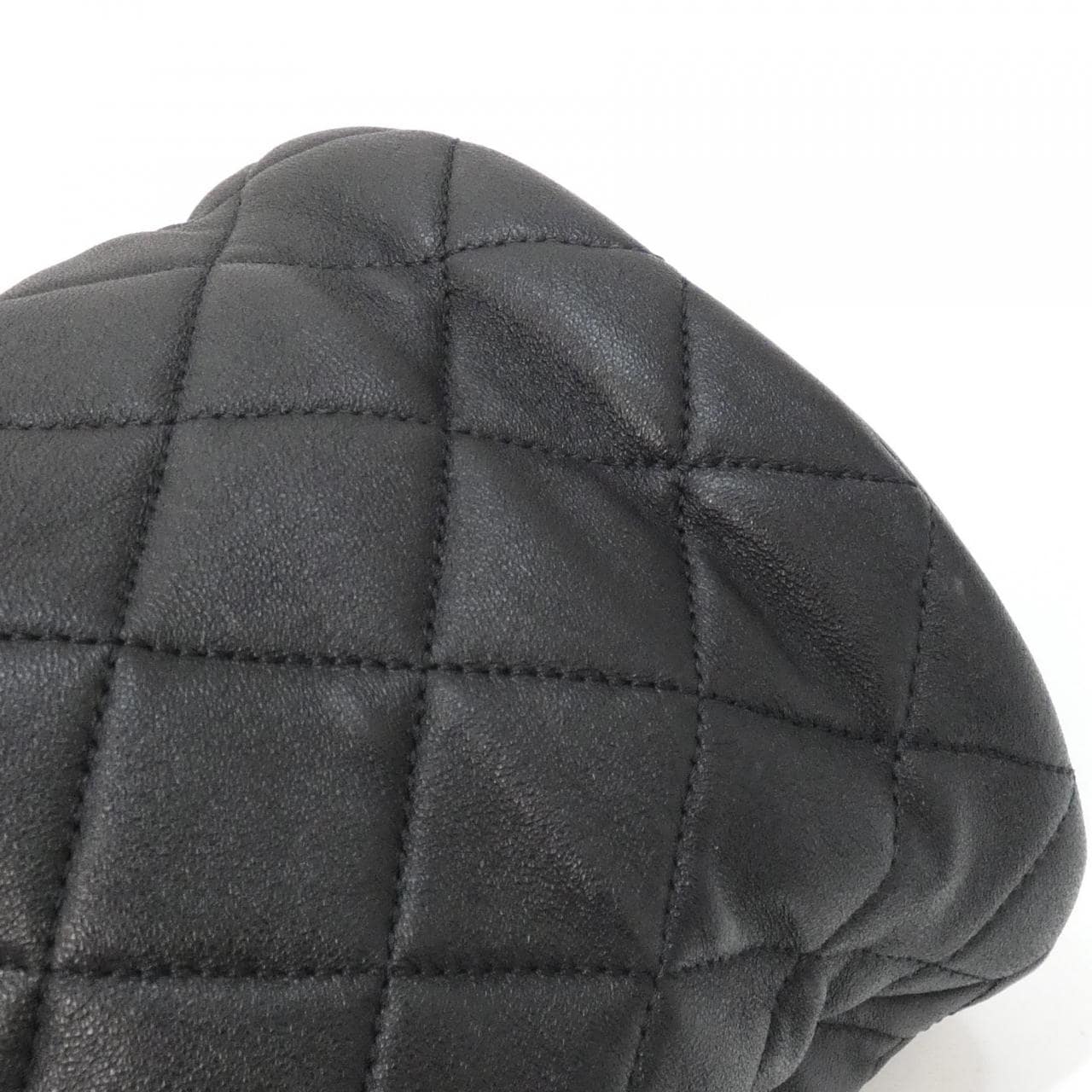 CHANEL AS2608 Shoulder Lambskin 4