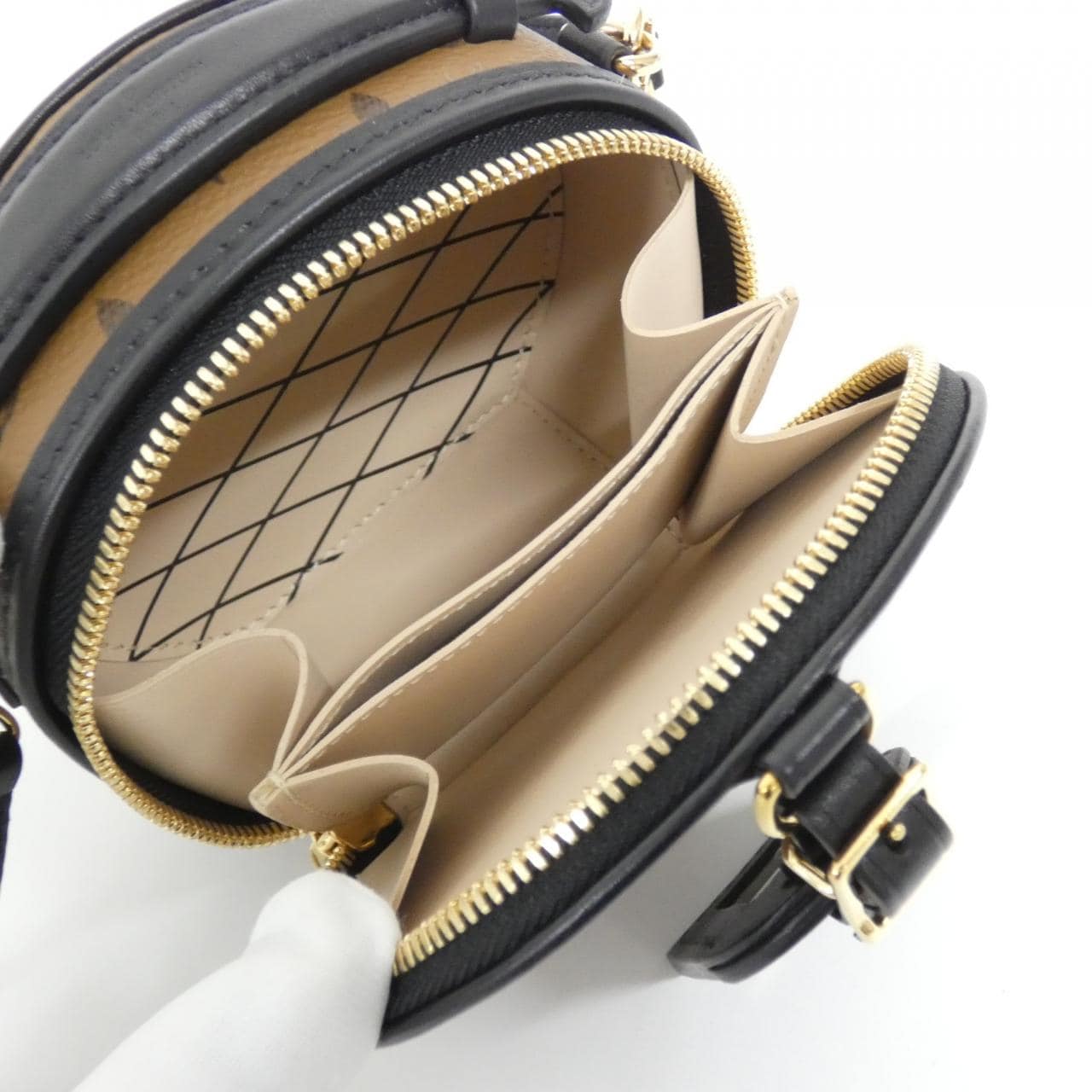 LOUIS VUITTON M68276 Shoulder Monogram 5