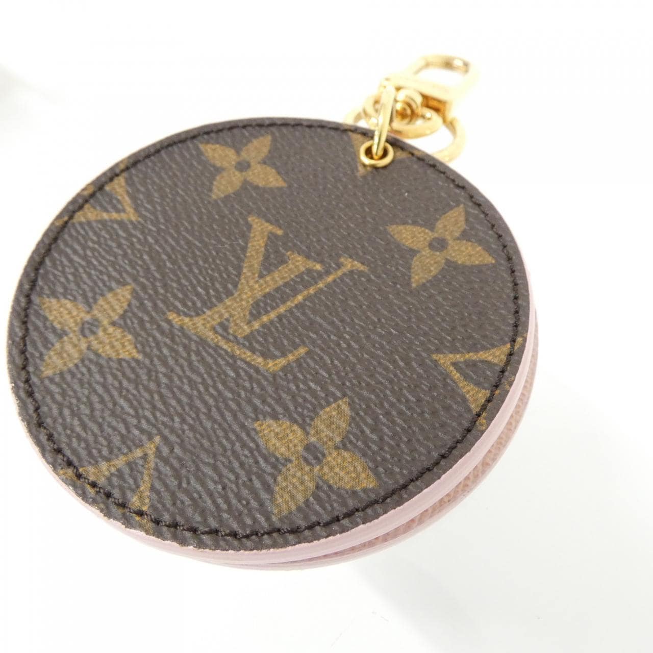 LOUIS VUITTON M68003 Key Case Monogram 2
