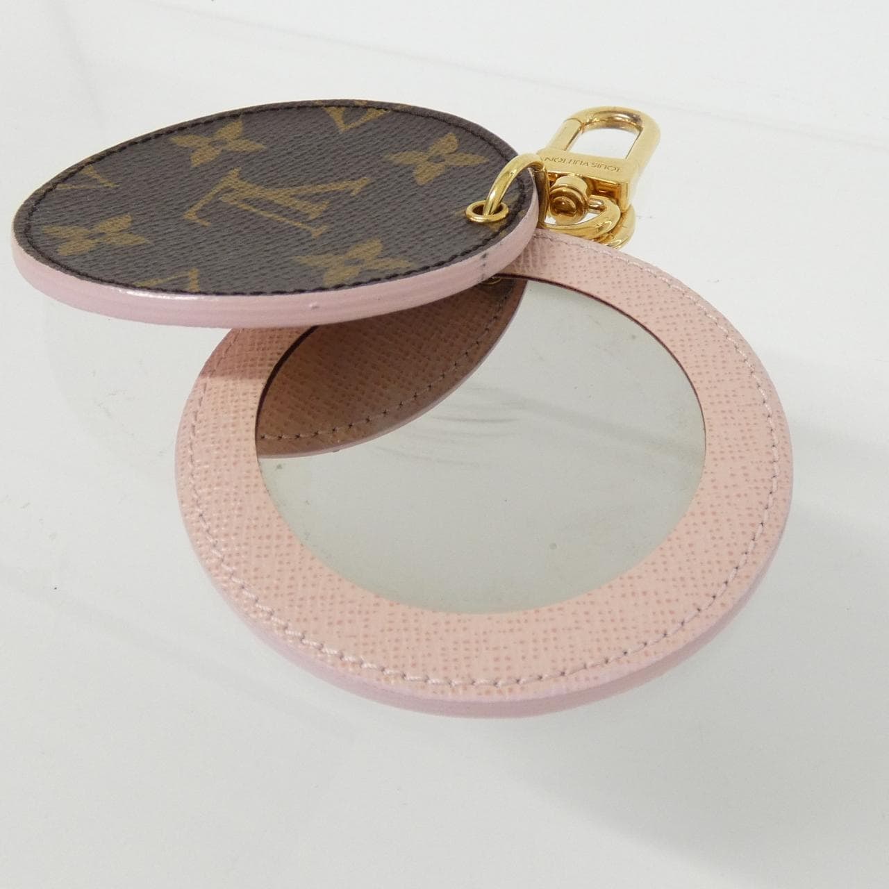 LOUIS VUITTON M68003 Key Case Monogram 3