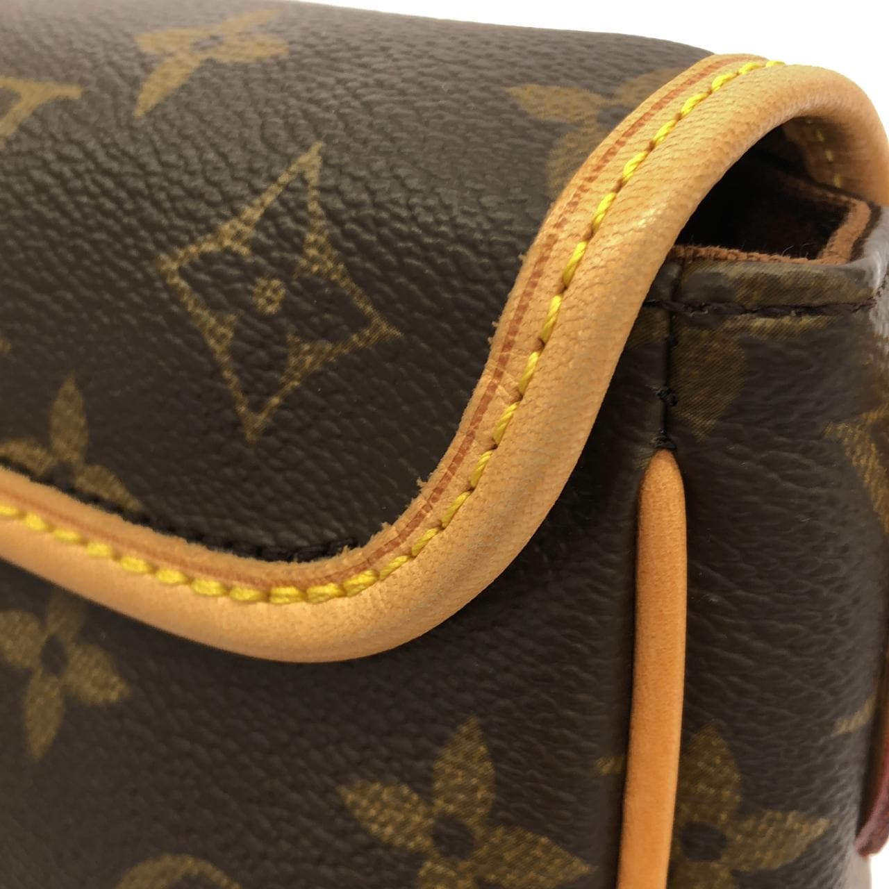 LOUIS VUITTON M40078 肩背包 Monogram 5