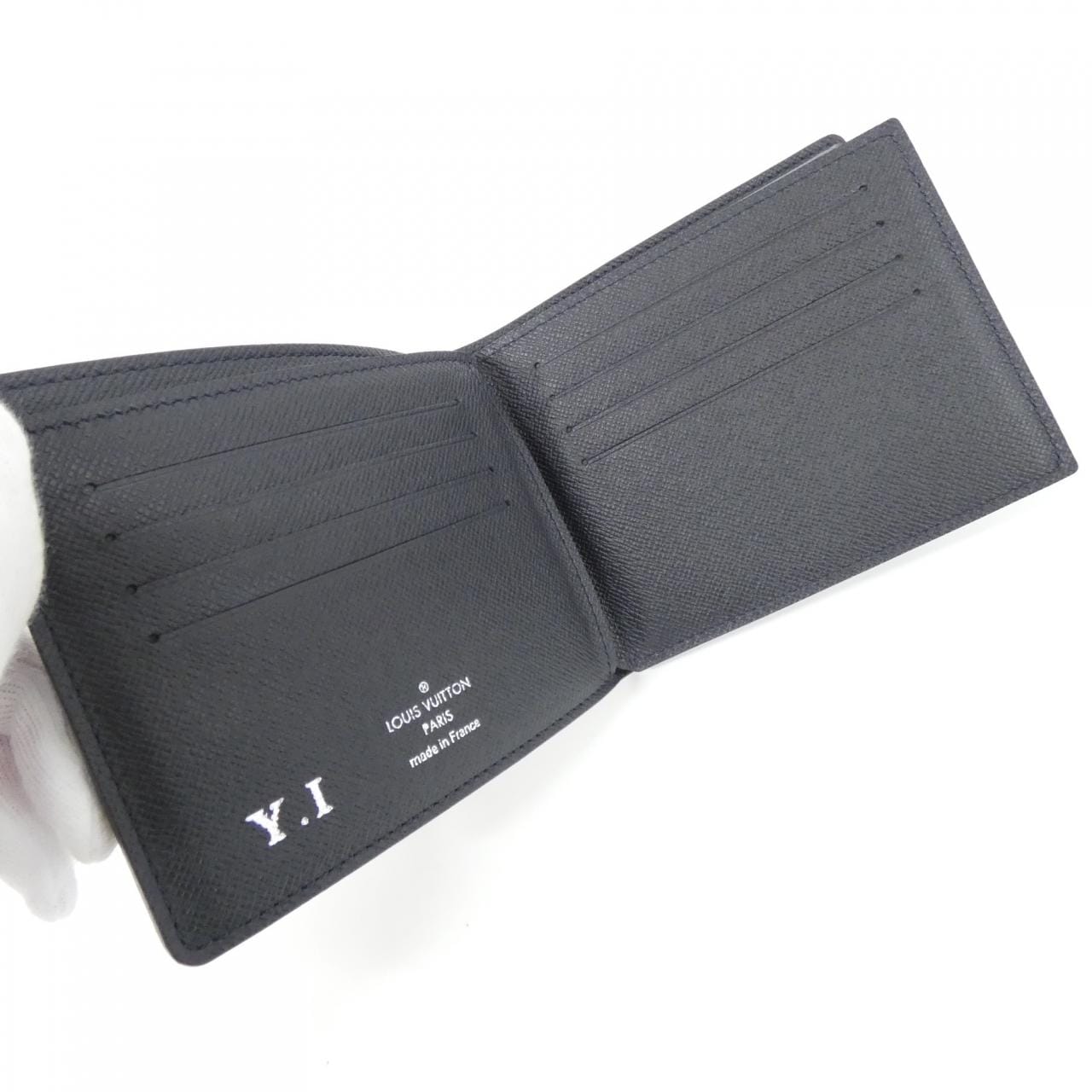 LOUIS VUITTON M32649 Wallet 5
