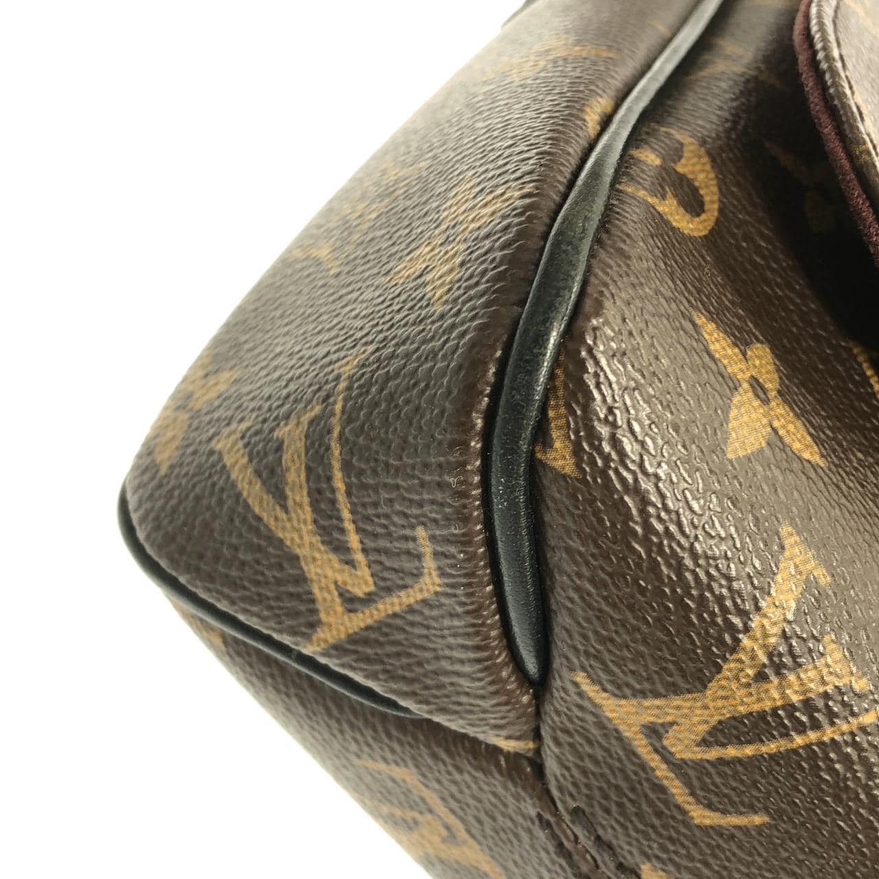 LOUIS VUITTON District M40935 Shoulder Monogram 4