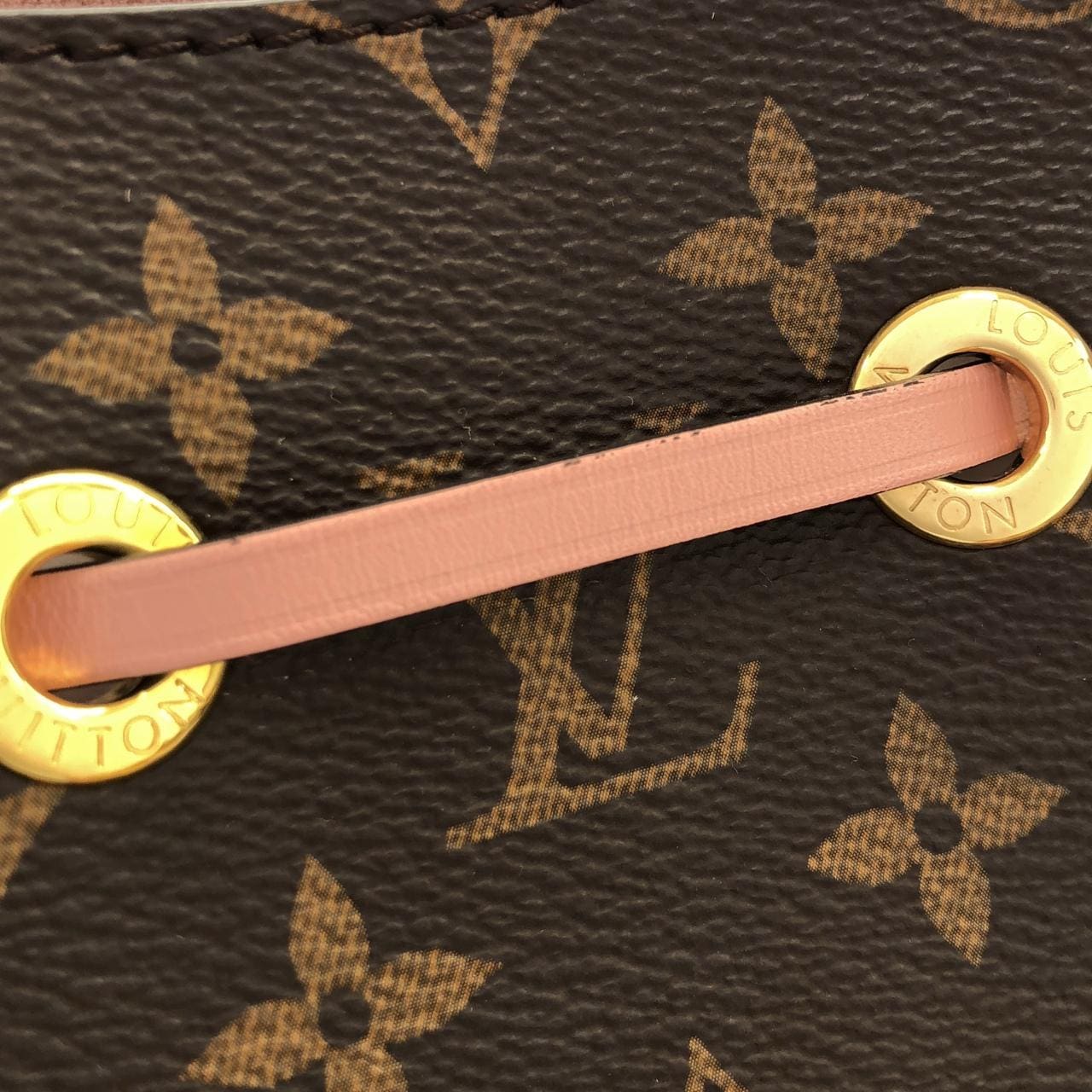 LOUIS VUITTON M44022 肩背包 Monogram 5
