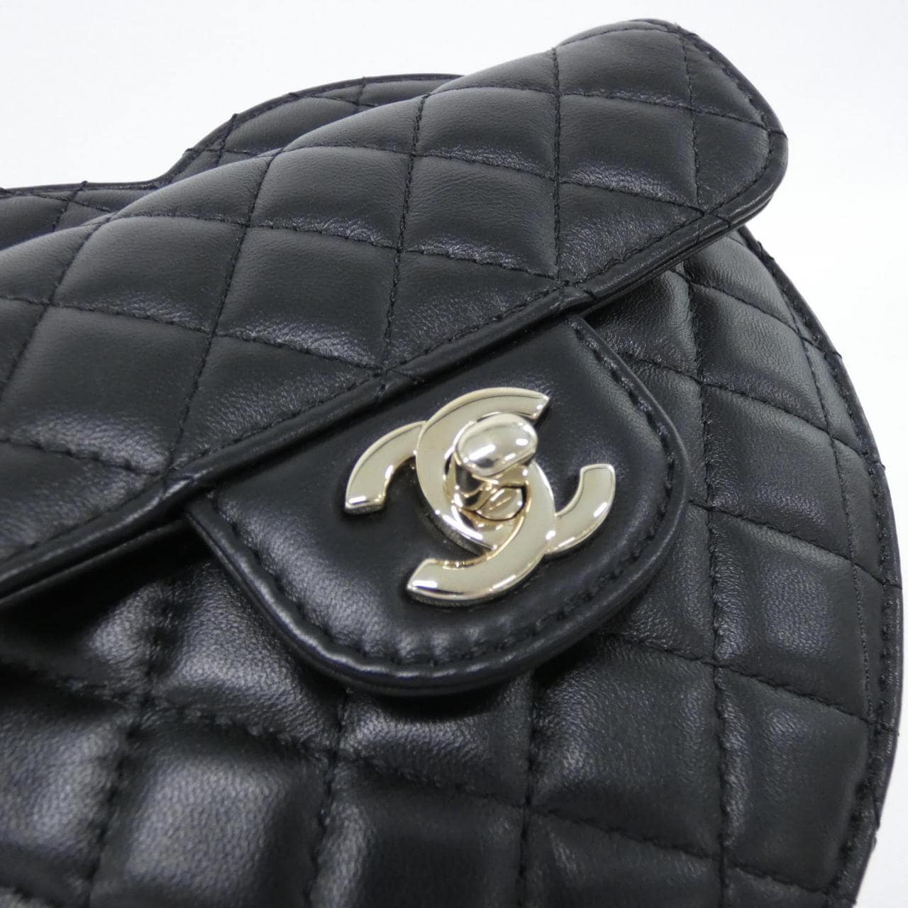 CHANEL Chanel 22 AS3191 Shoulder Lambskin 5