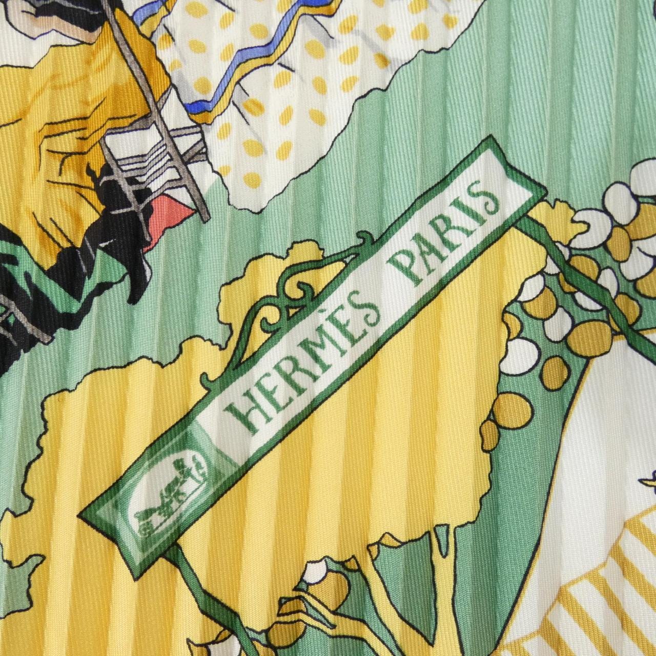 HERMES Scarf 4