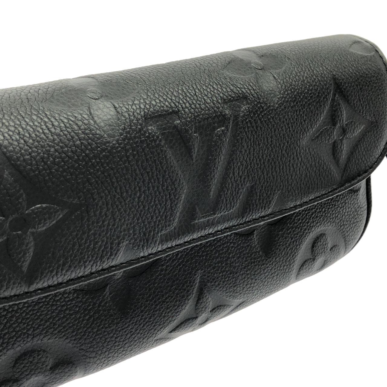 LOUIS VUITTON M82154 肩背包 Monogram 4