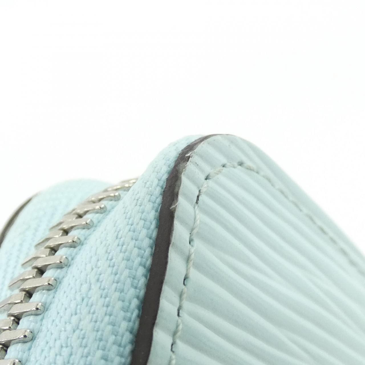 LOUIS VUITTON M82355 銀包 Epi 4
