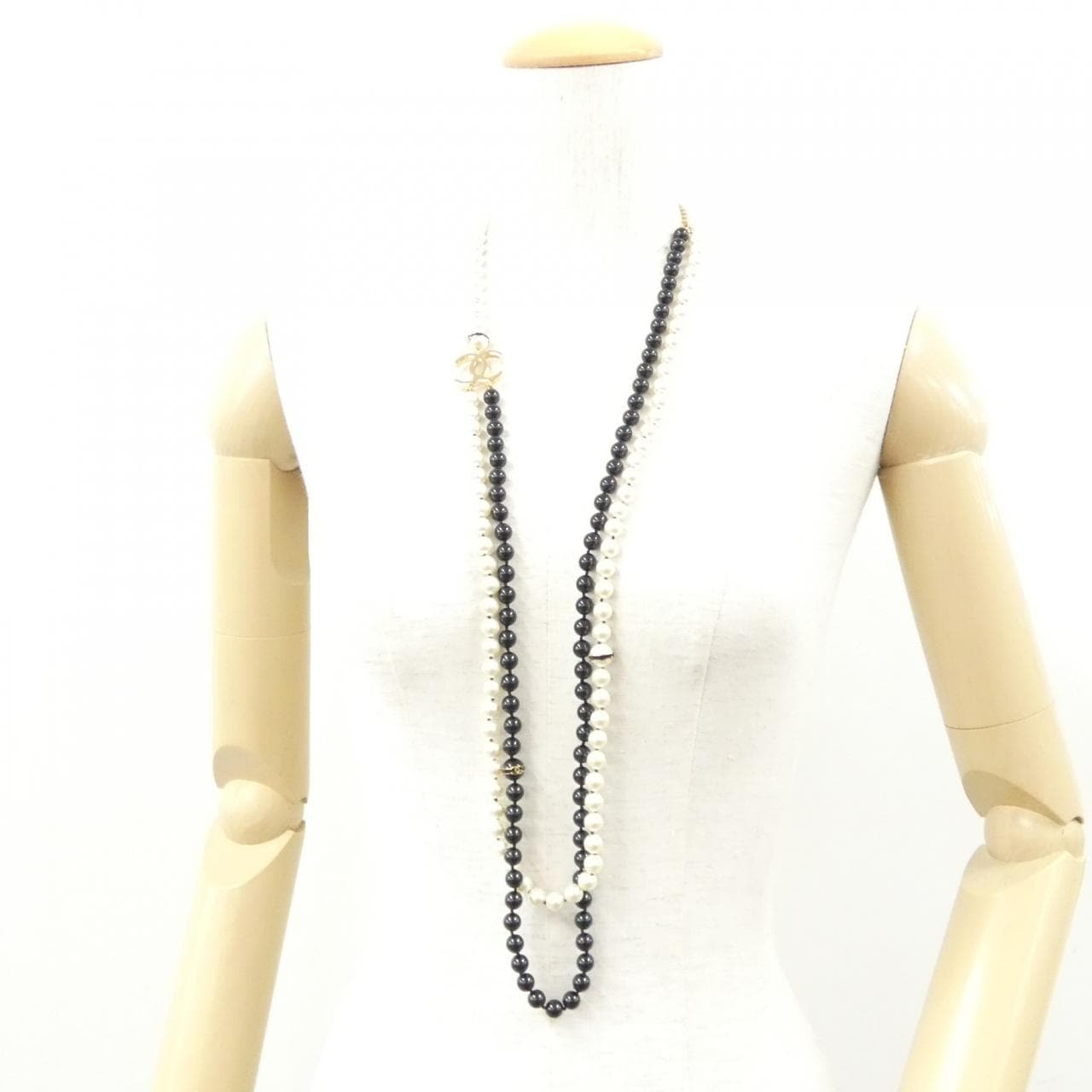 CHANEL ABD279 Accessories 5