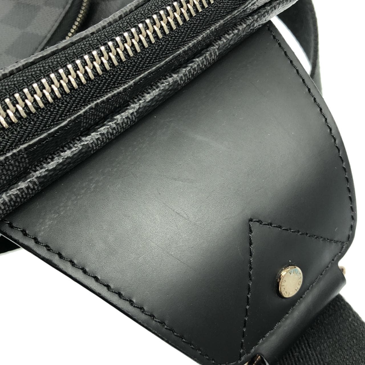 LOUIS VUITTON Avenue N41719 Shoulder Damier 5