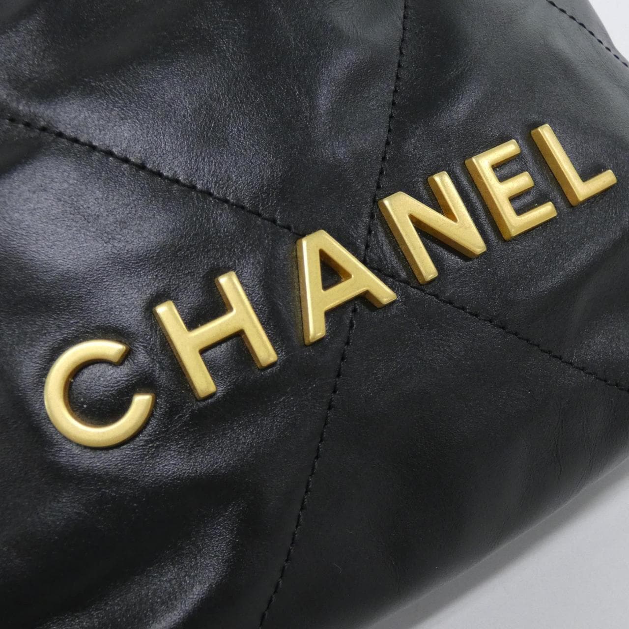CHANEL Chanel 22 AS3980 Handbag 4