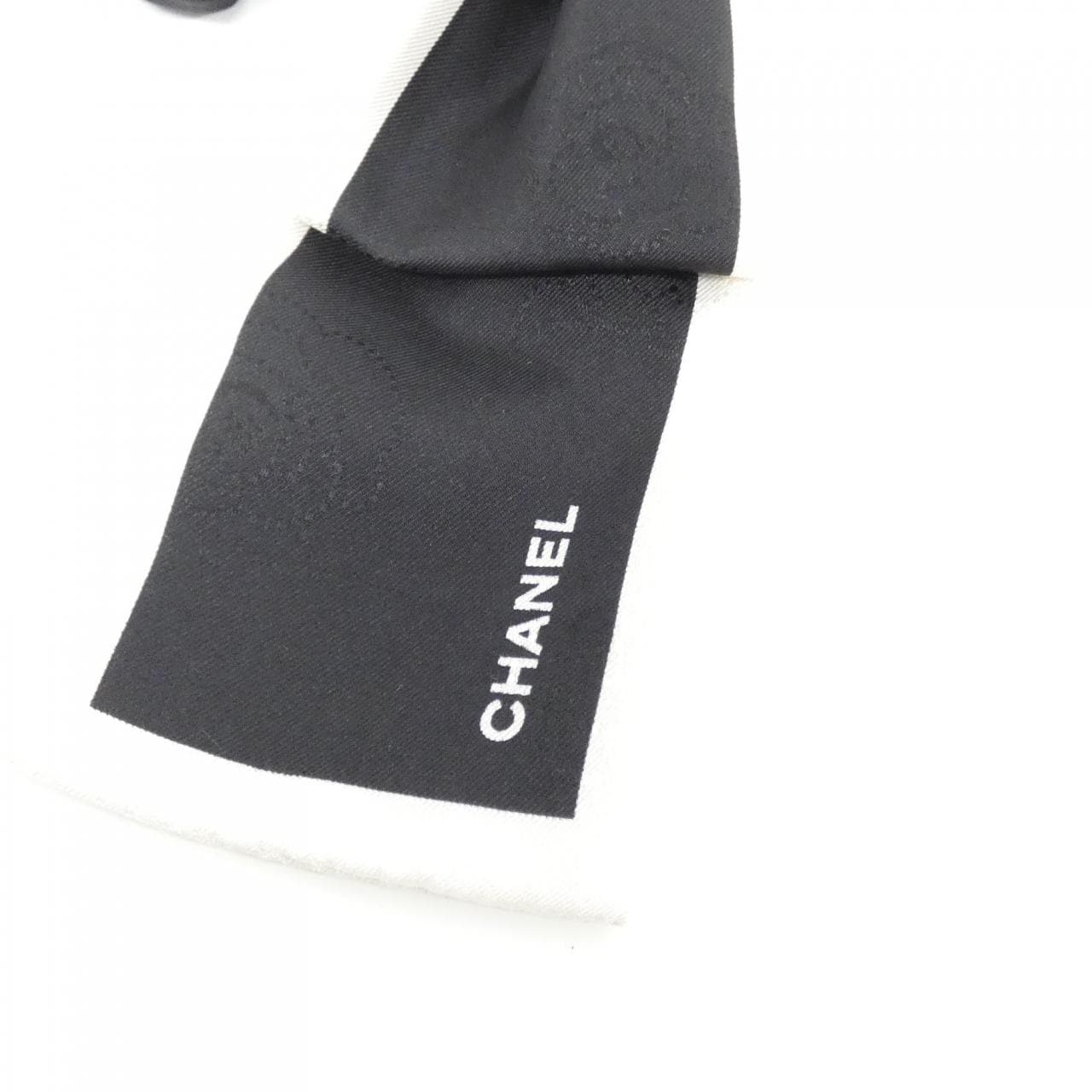 CHANEL AA7530 Accessories 3