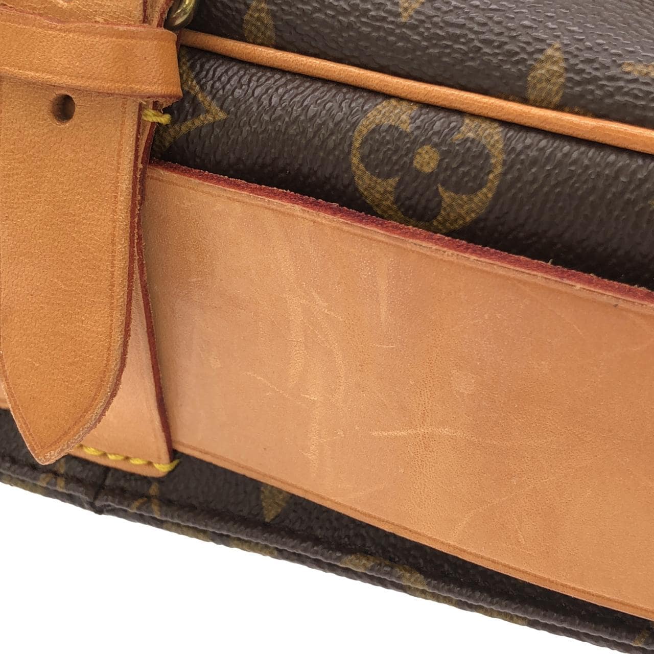 LOUIS VUITTON M51252 肩背包 Monogram 4