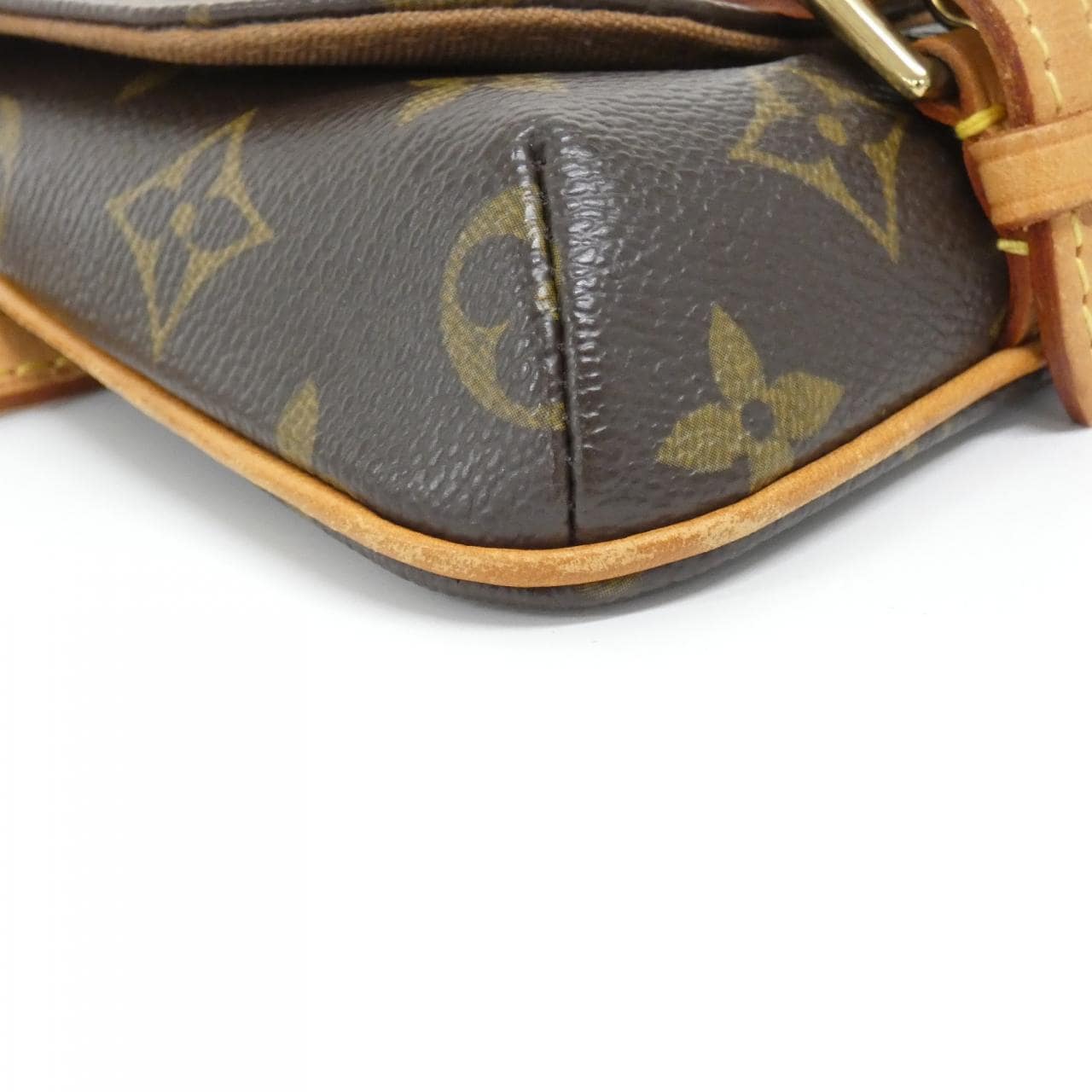 LOUIS VUITTON Pochette M51159 Belt Monogram 3
