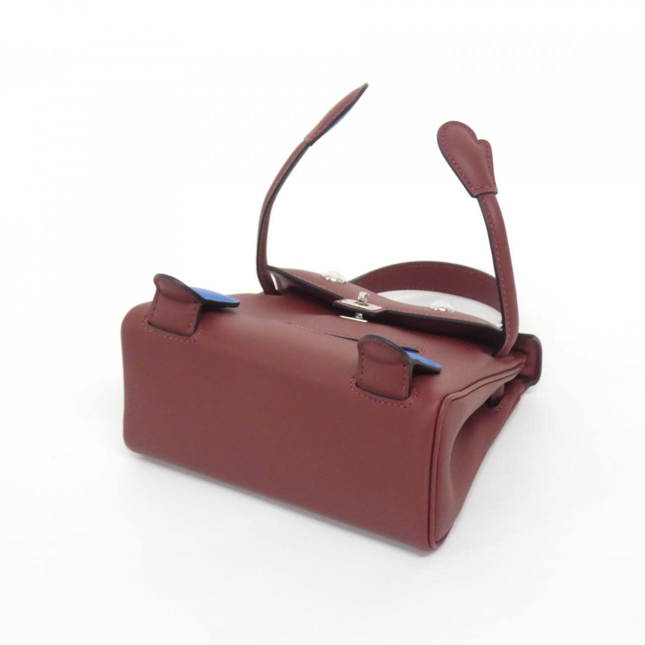HERMES Kelly Handbag Swift 3