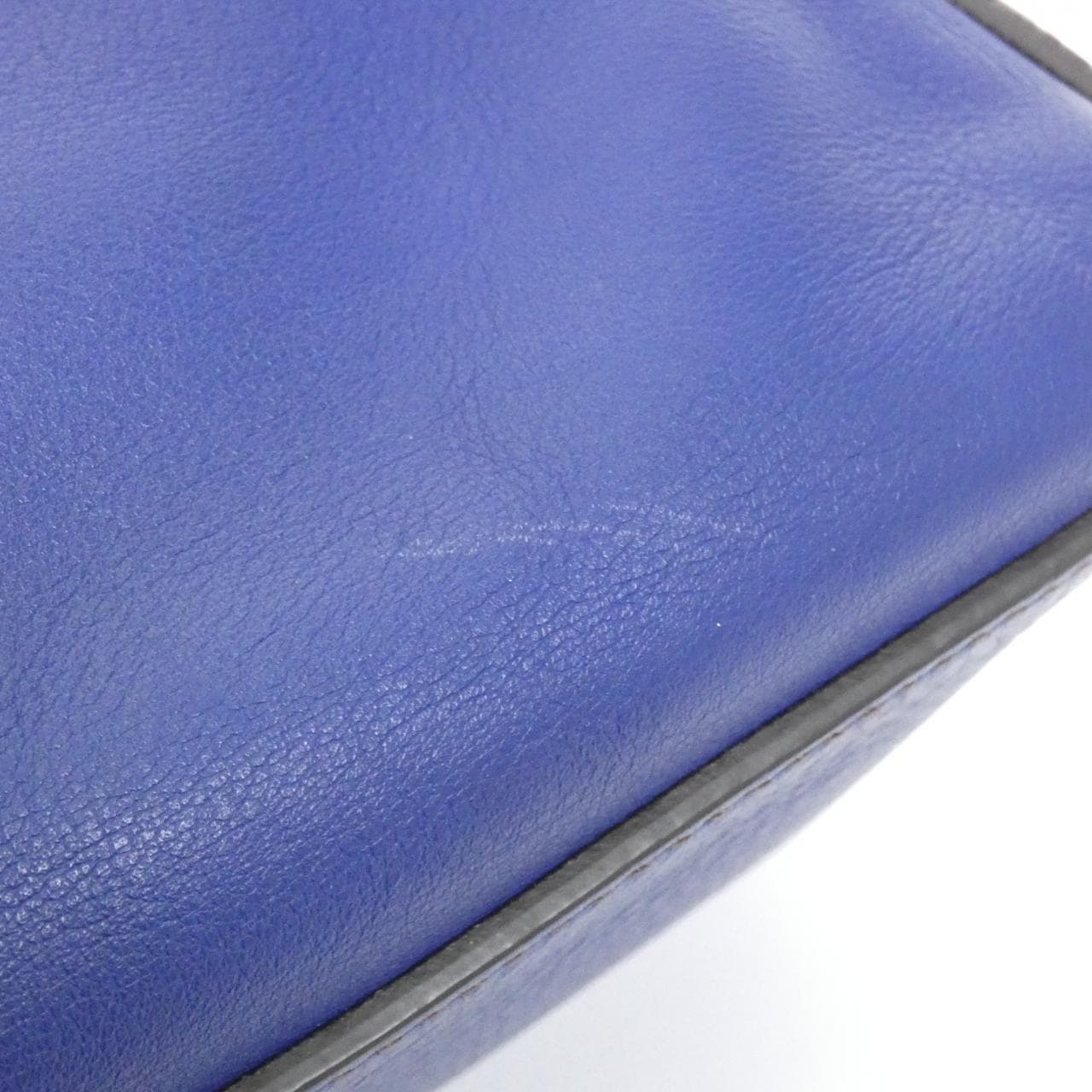 FENDI Baguette 8BR638 D16 肩背包 皮革 5