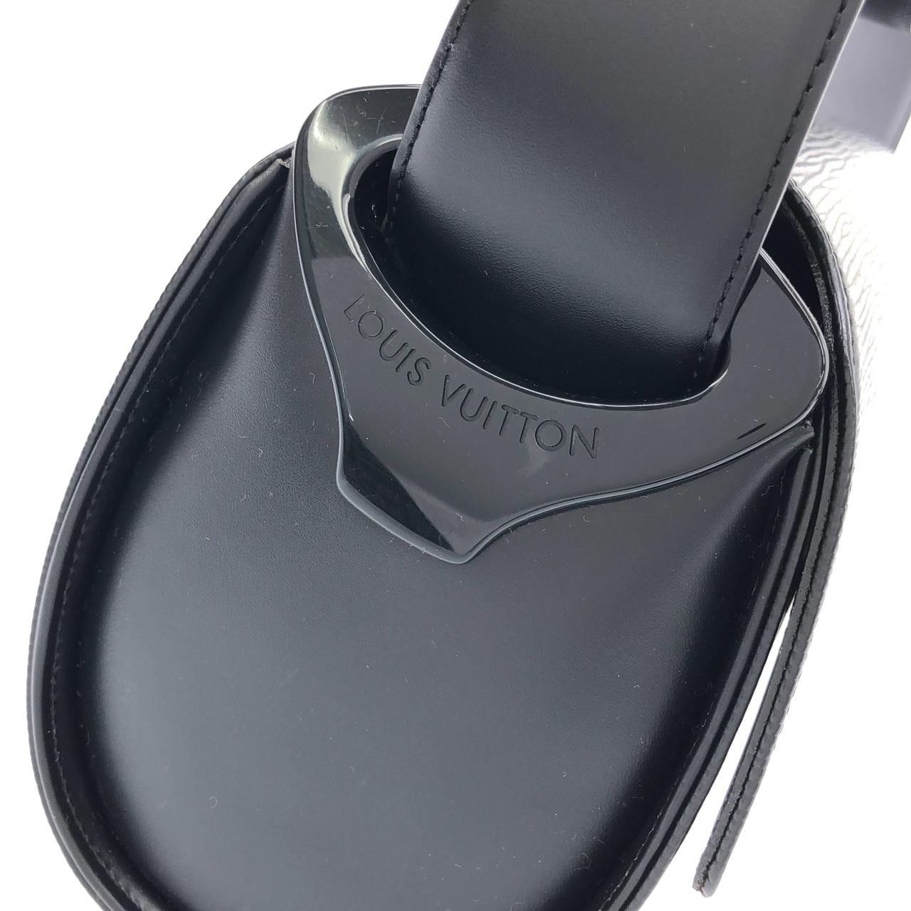 LOUIS VUITTON M52172 Shoulder Epi 4