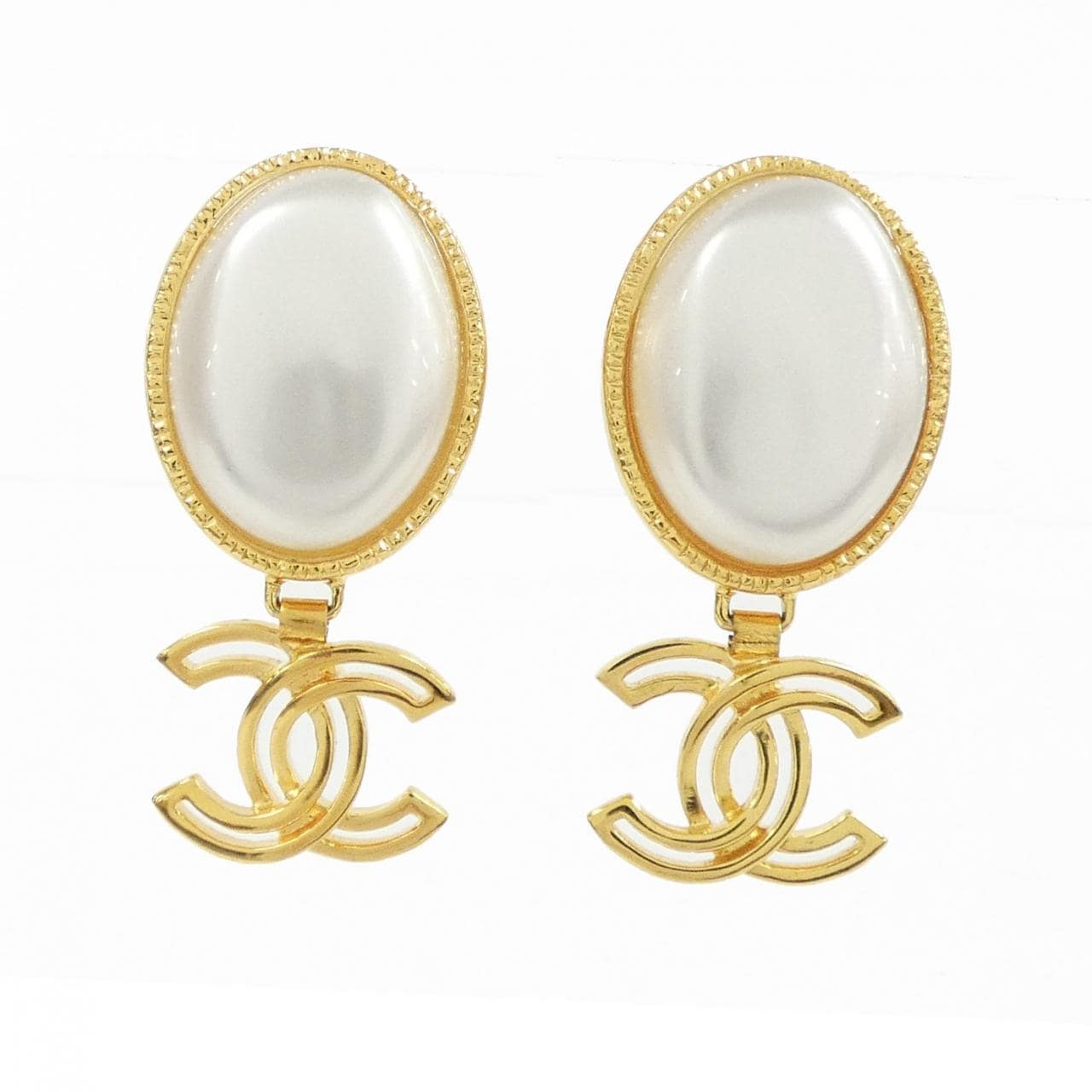 CHANEL Accessories