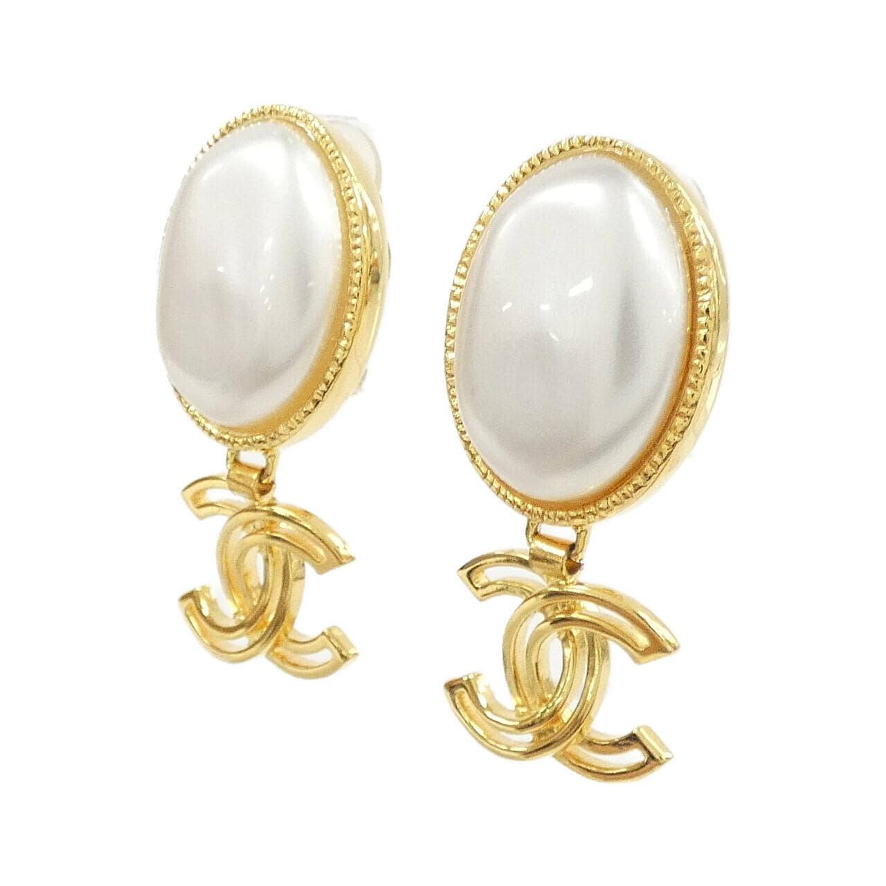 CHANEL Accessories 2