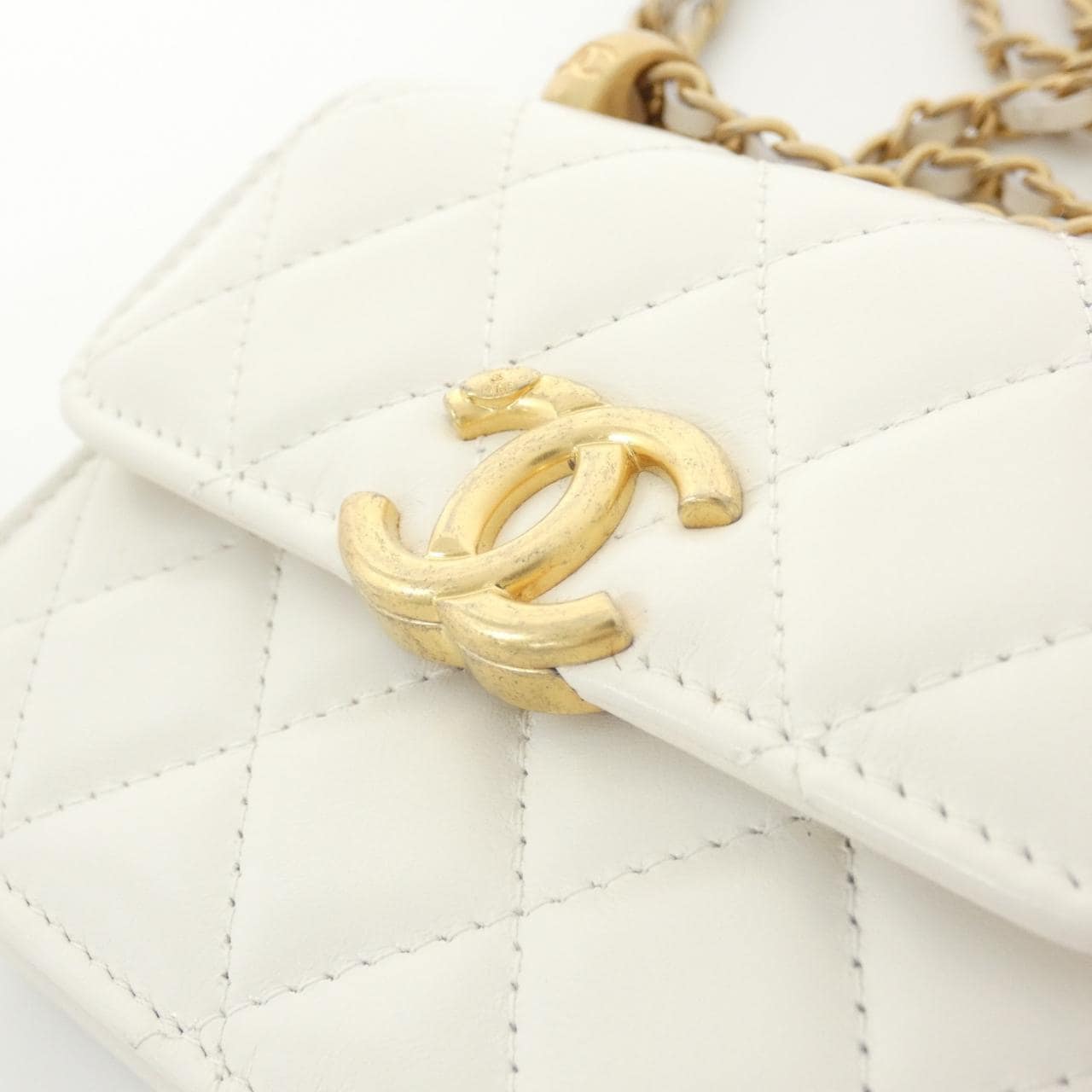 CHANEL Timeless Classic AP2290 Coin Case 4