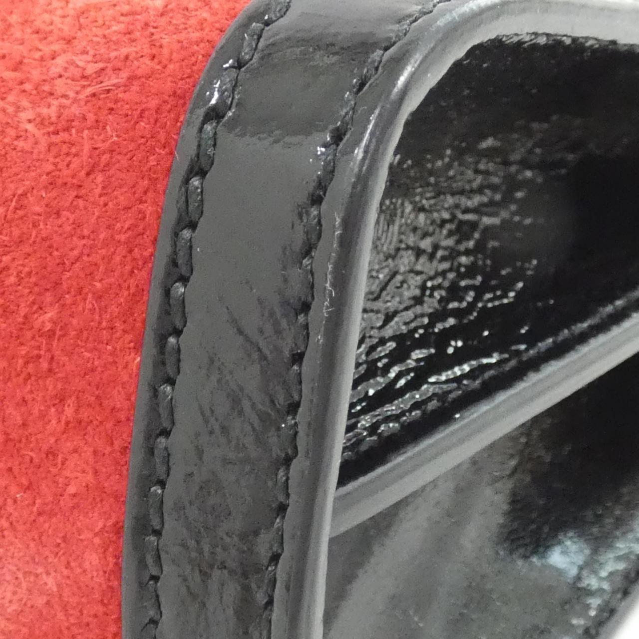GUCCI 503877 D6ZYG 肩背包 漆皮 3