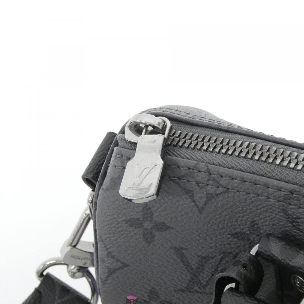 LOUIS VUITTON Eclipse M46437 Boston Monogram 5